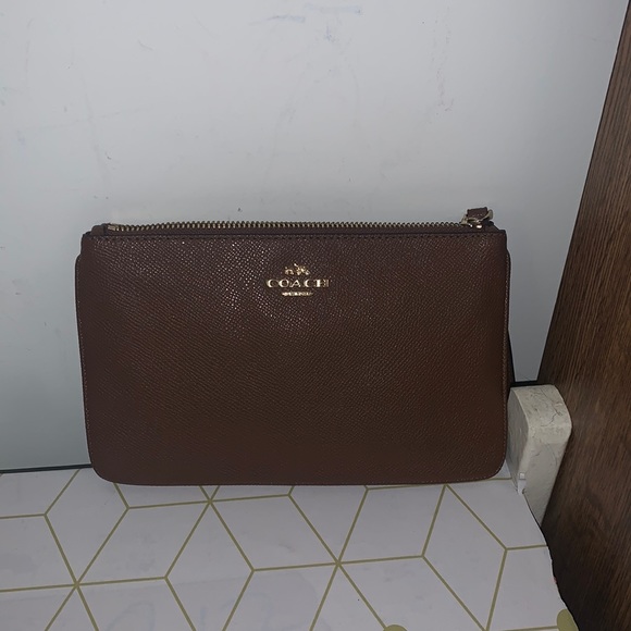 Coach Handbags - Coach wristlet